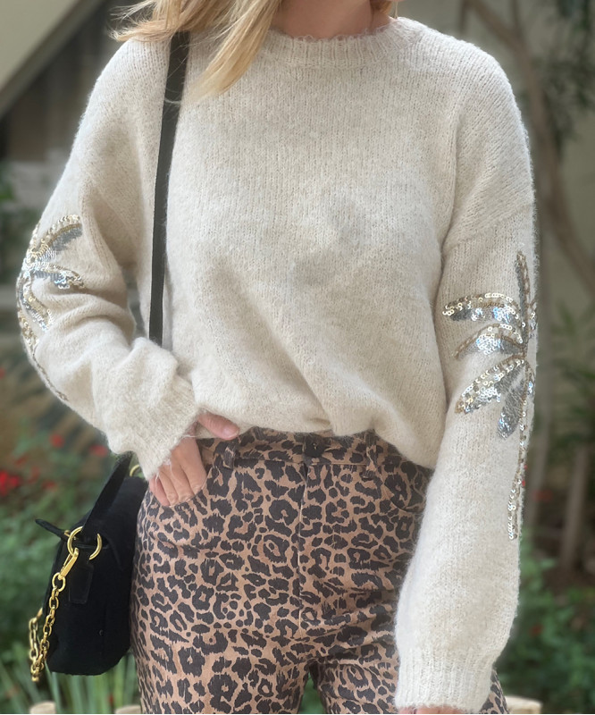 Pull beige palmier en sequins